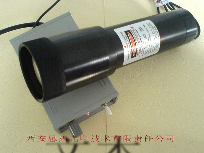 大口径准直扩束激光器